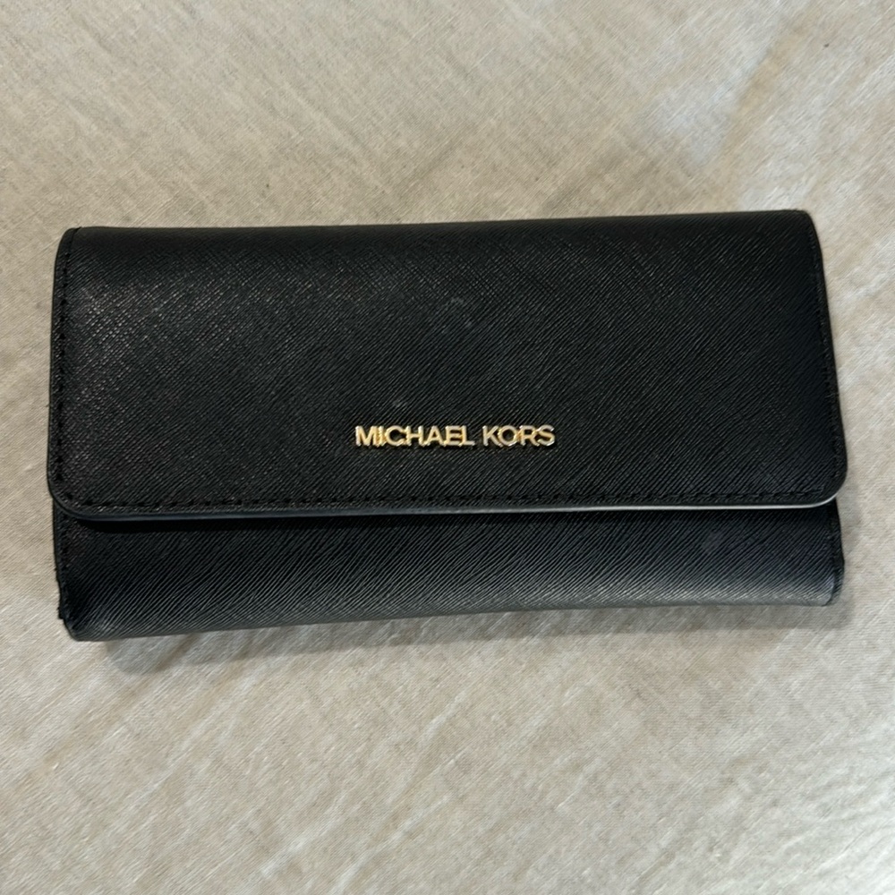 Black Michael Kors Wallet